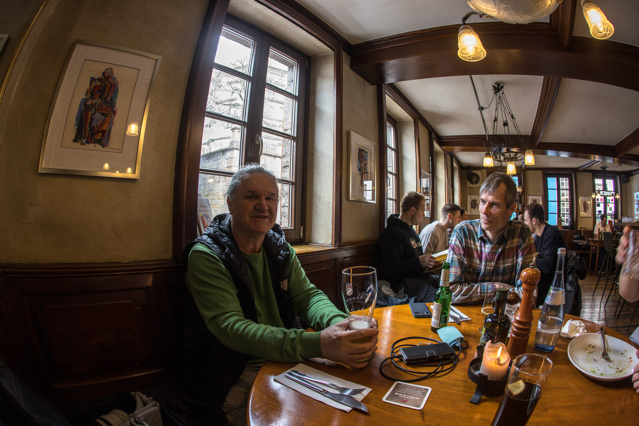 20220410124358 R5D 2081